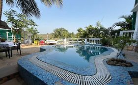 Rockdale Hotel & Resort